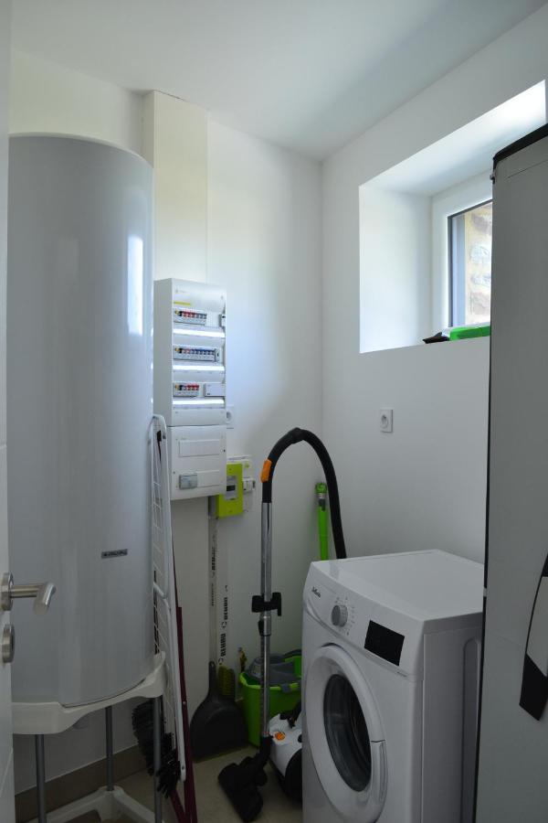 Appart Hotel La Gacilly-Centre Ville-Spa-Parking 外观 照片